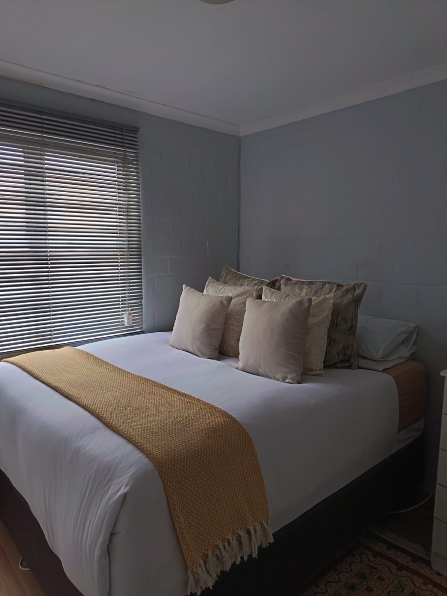 2 Bedroom Property for Sale in Fountain Village Western Cape